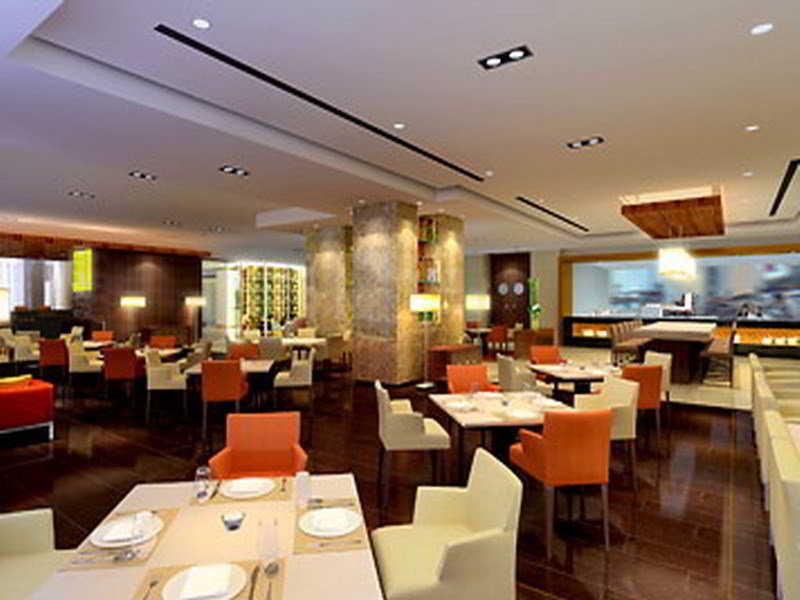 Courtyard By Marriott Shanghai Jiading Ресторан фото